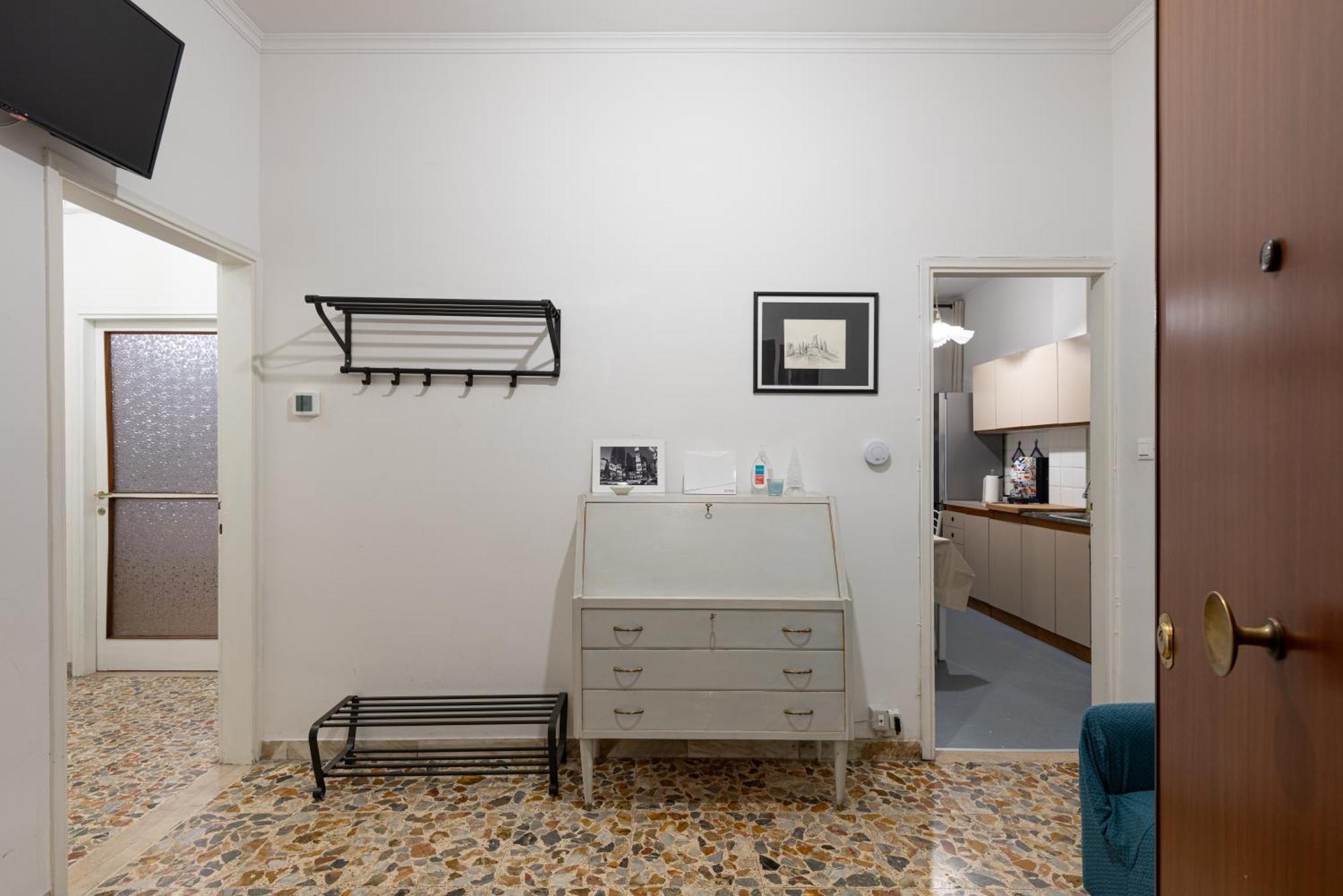 Comfortable Apartment 10 Minutes From City Center Флоренция Экстерьер фото